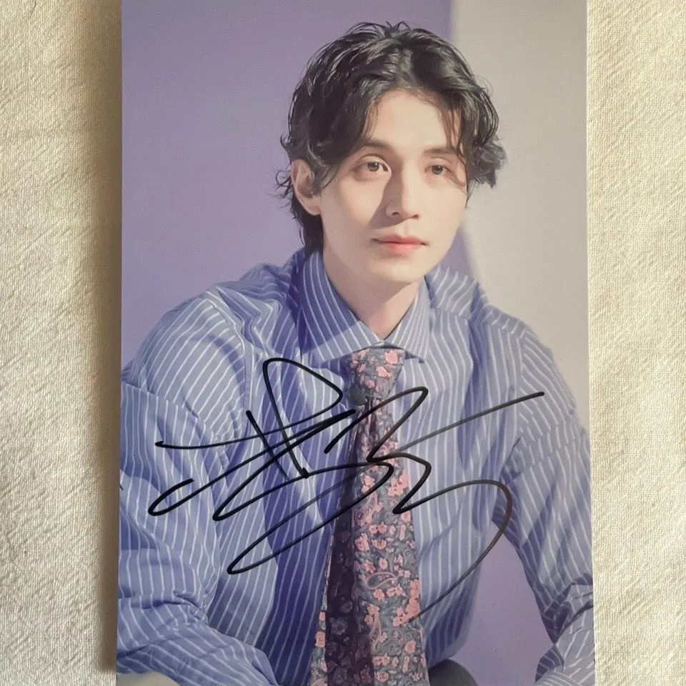 Korean Idol Lee Dong Wook Maga - đánh giá và giá Korean Lifestyle Magazine